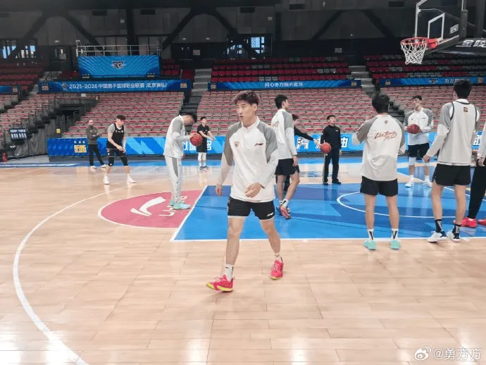 九游-媒体人：伤停一个多月的程帅澎参加了浙江今天的赛前训练