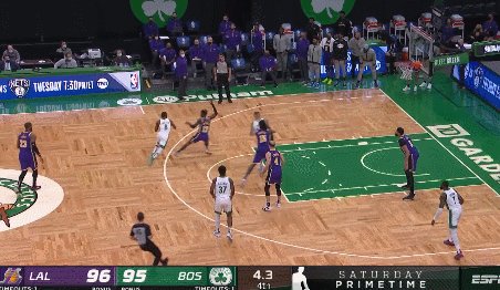 九游-12投11铁还错失绝杀 沃克面对詹姆斯已经1胜30负